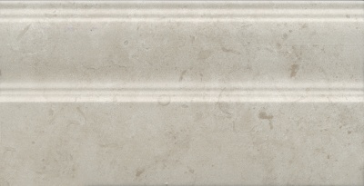 Плинтус Карму серый светлый матовый обрезной 30x15x1,7